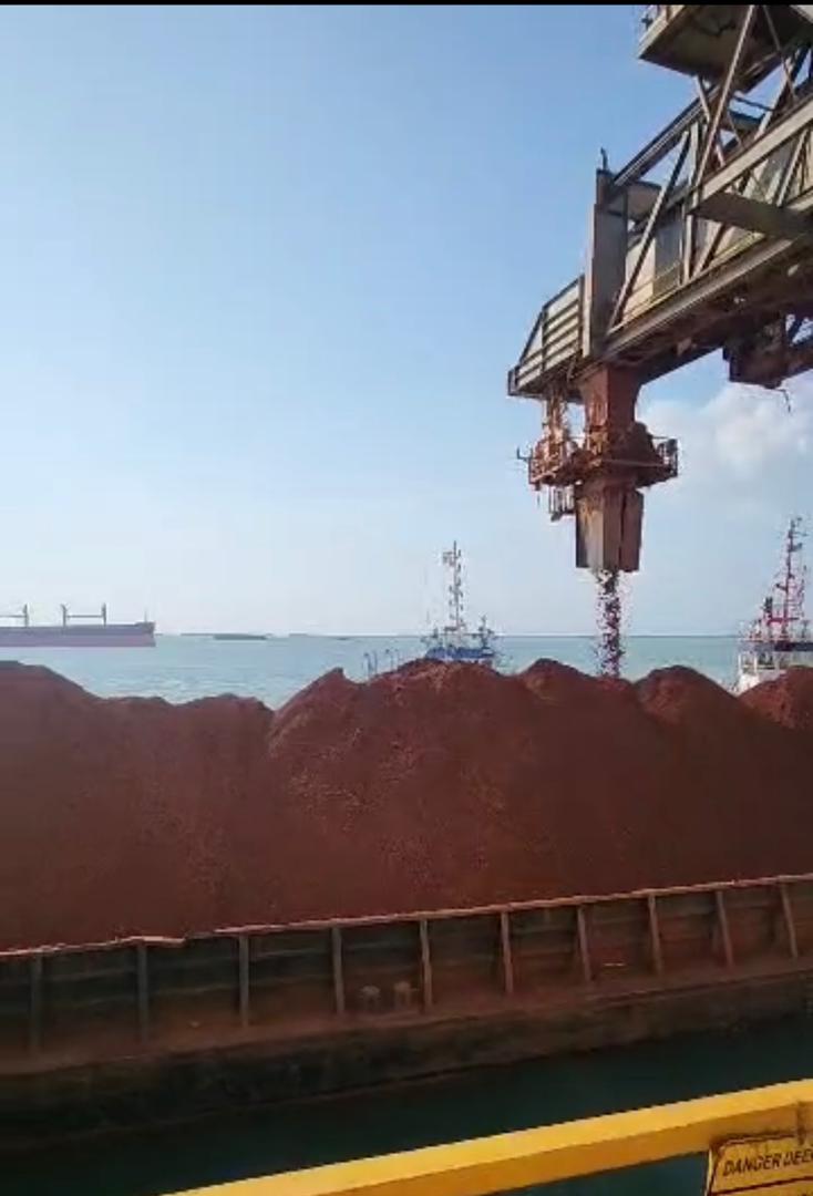 Nimba Mining Company réalise son premier chargement de Bauxite : une étape majeure pour le développement miner en Guinée